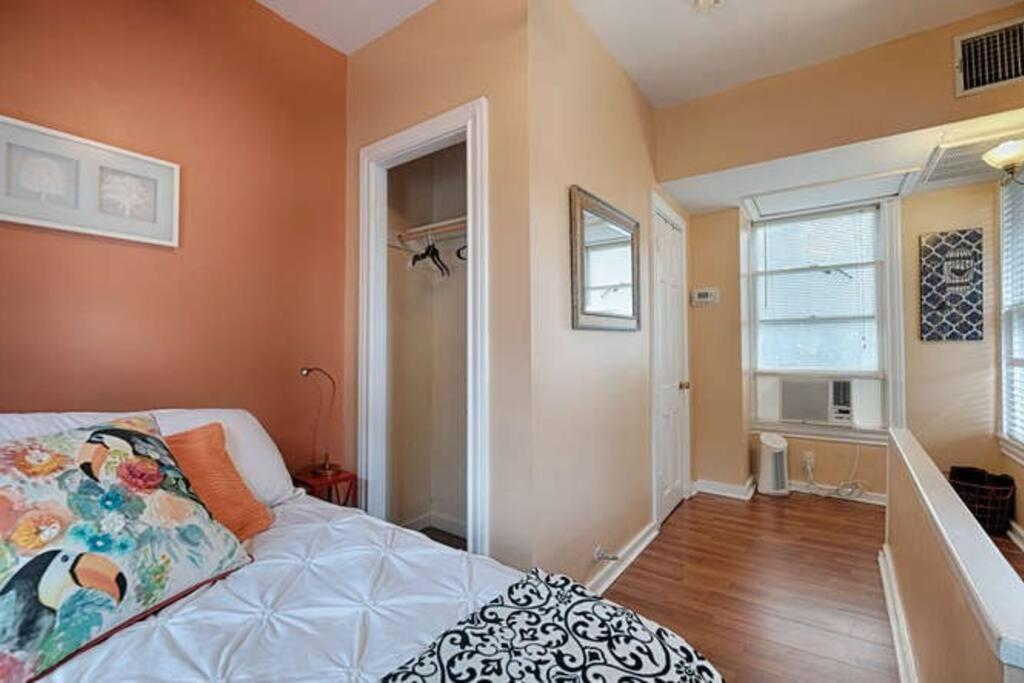 Centrally Located Cozy Tiny Loft, Near Acl, Sxsw, Zilker, 6Th Street Austin Exterior foto